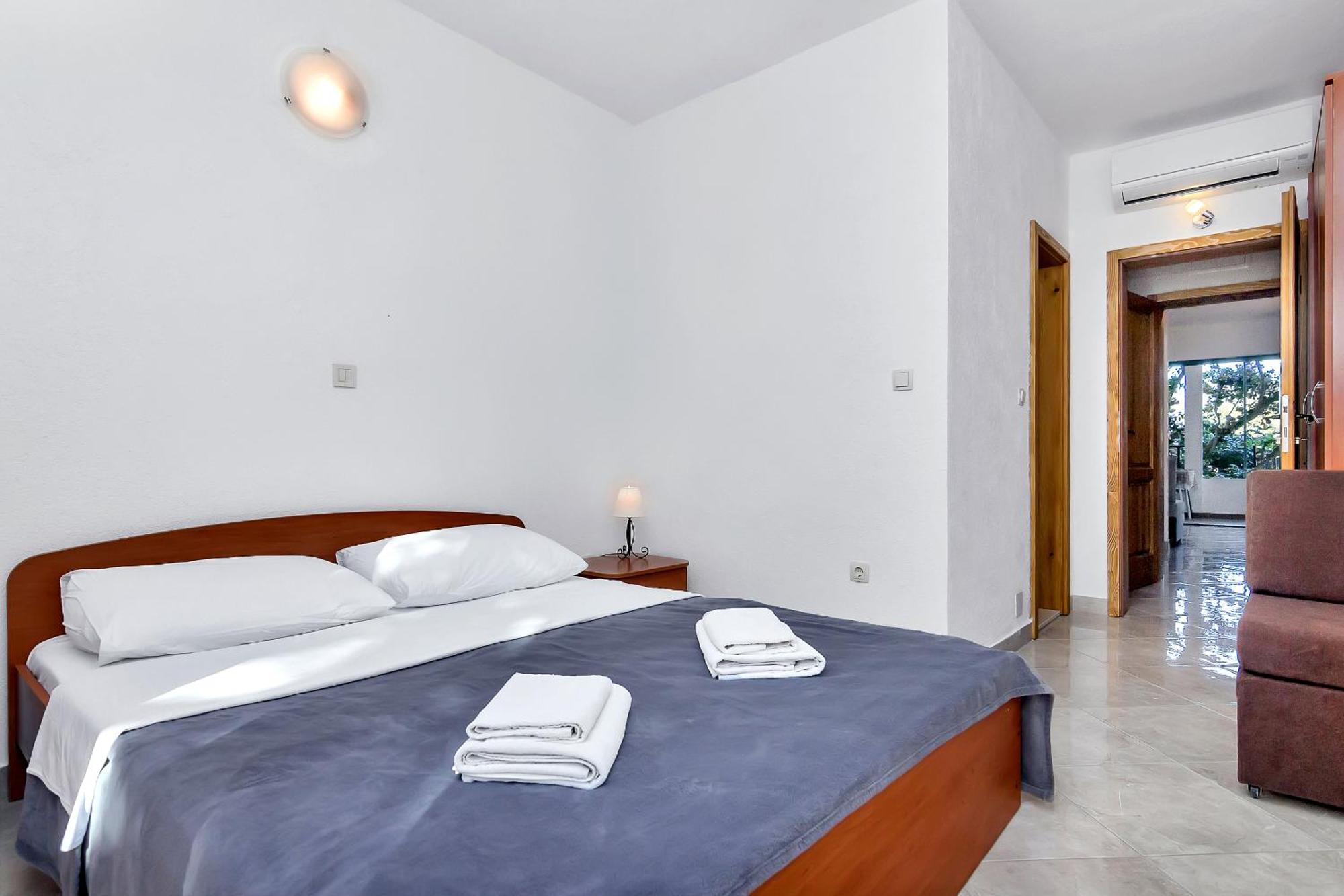Apartmani Nikola Zastražišće Extérieur photo